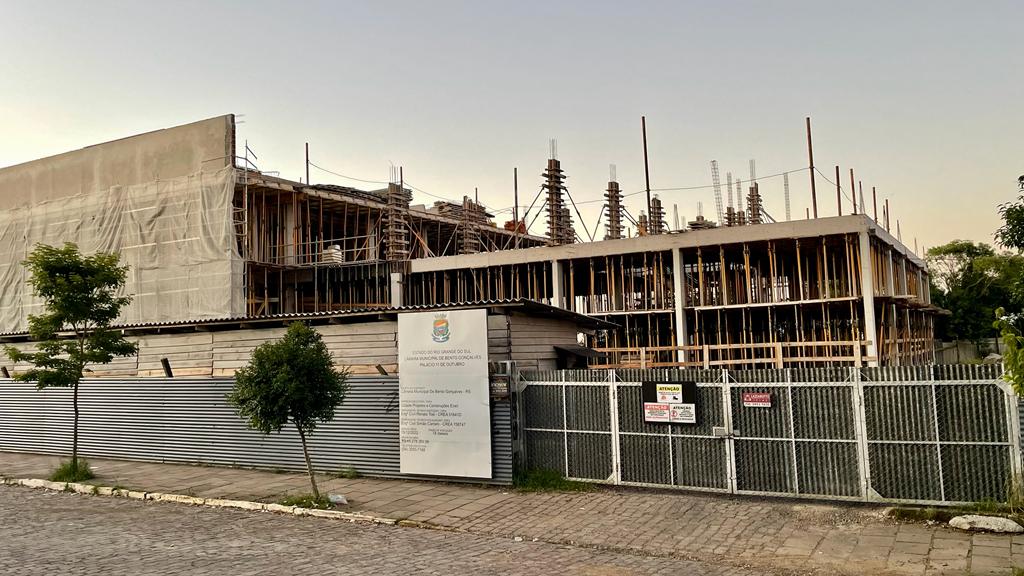 Novo palácio da Câmara Bento já custa quase R$ 17 milhões aos cofres públicos. Foto: Diogo Zanetti