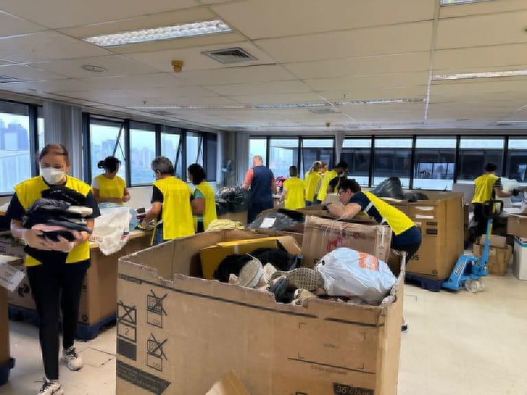 Correios arrecada cerca de 23 mil toneladas de donativos ao Rio Grande do Sul