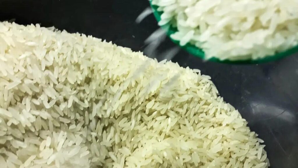 Governo federal anula leilão de arroz importado