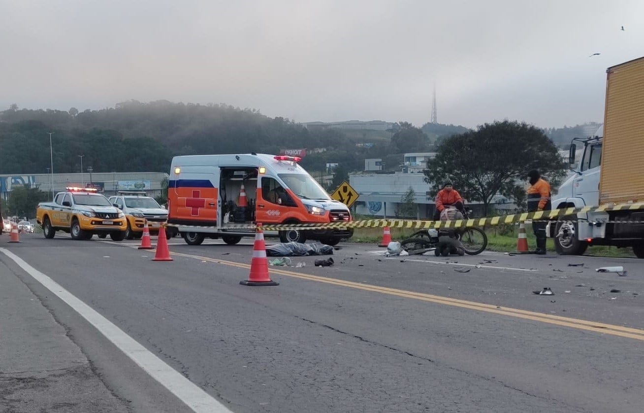 Acidente Na Ers-122, Em Farroupilha, Deixa Um óbito - Jornal Serranossa 