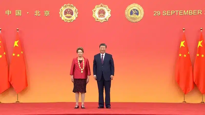 Ex-presidente Dilma Rousseff recebe a maior honraria da China