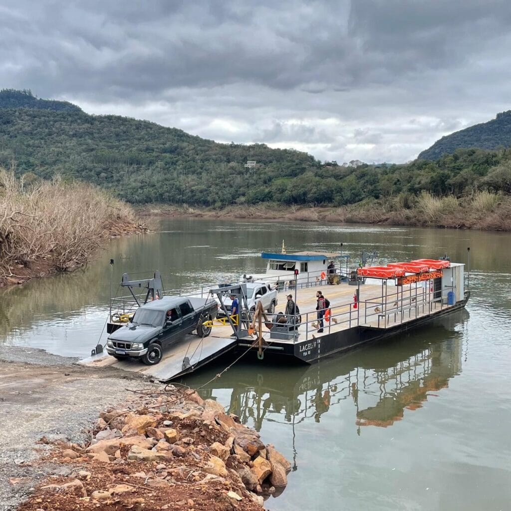 Balsa de Santa Bárbara volta a operar neste domingo.