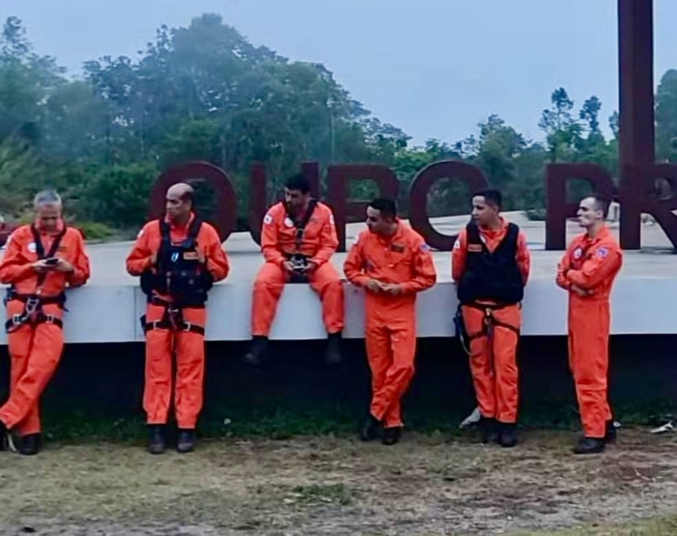 Helicóptero do Corpo de Bombeiros cai em Ouro Preto.