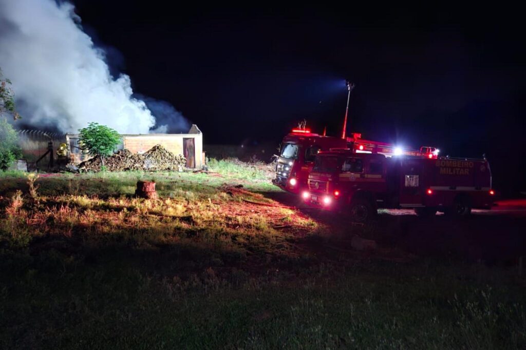 Galpão do Lar do Idoso em Tapera é destruído