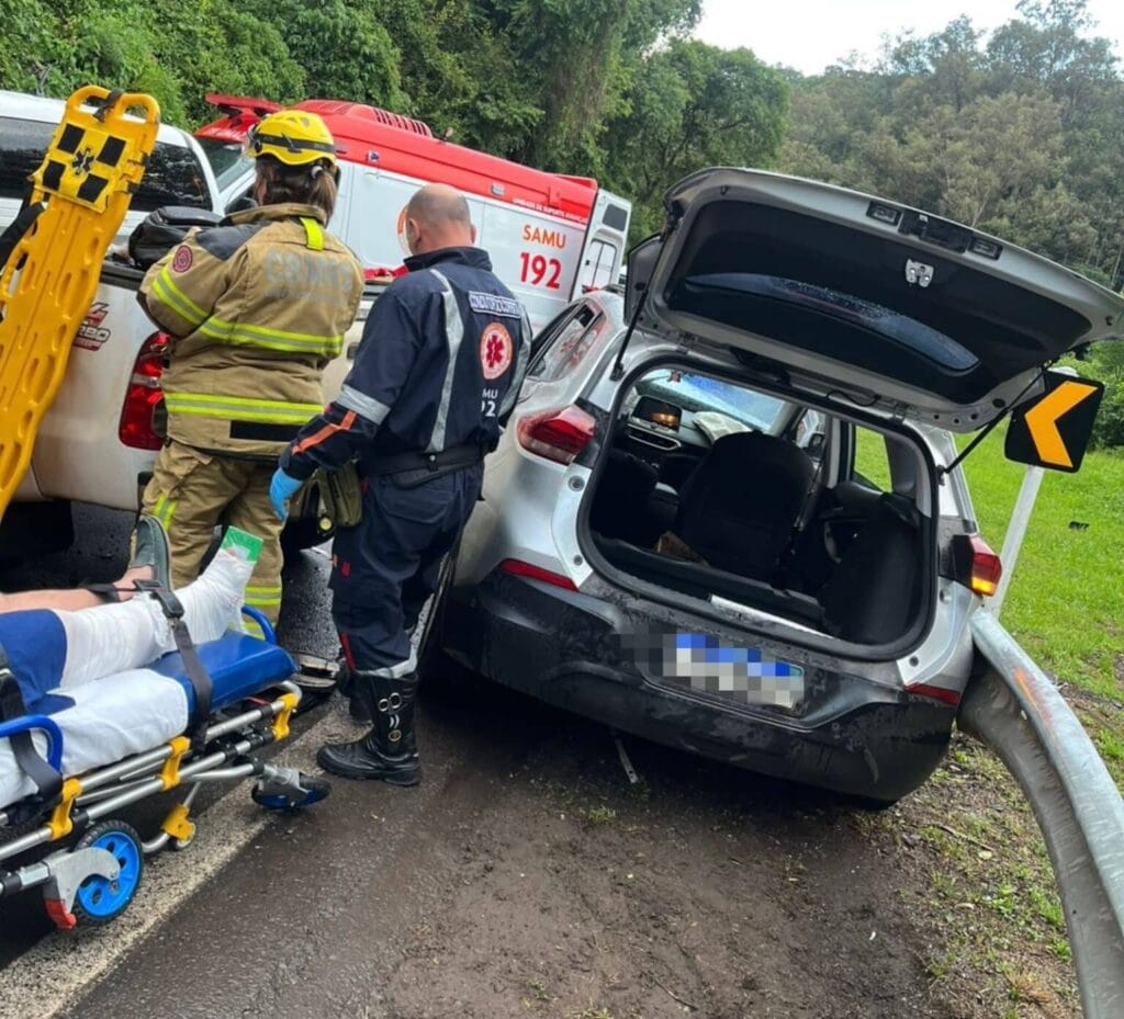 Acidente de trânsito nas Curvas da Morte em Bento Gonçalves.