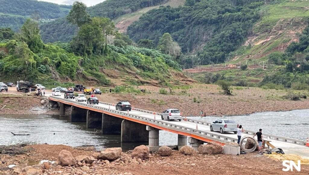 Ponte de Cotiporã terá interrupções de trânsito nesta quinta-feira.