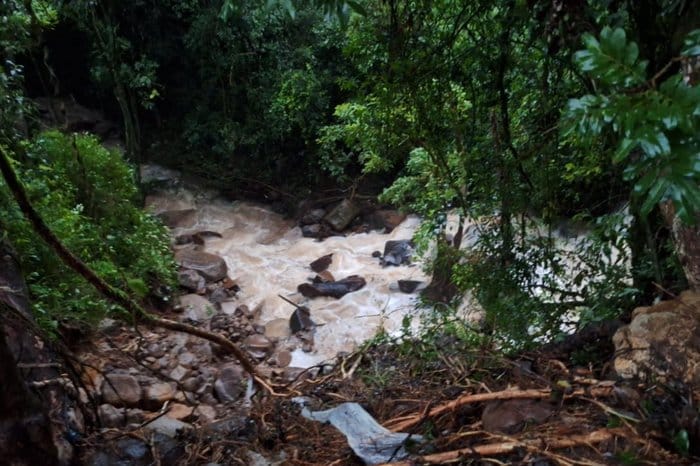 Idoso perde a vida após ser arrastado por correnteza de córrego em Farroupilha