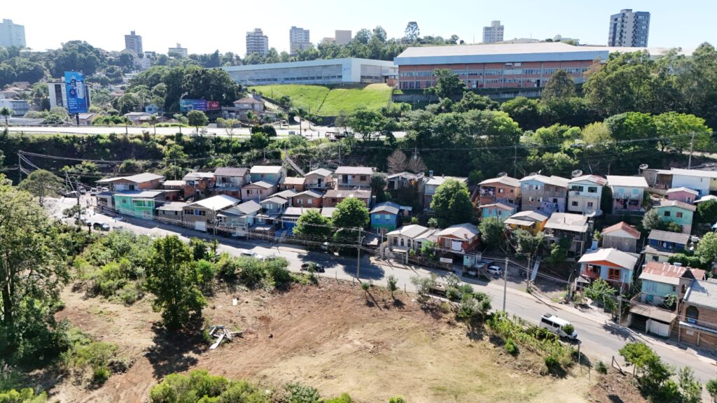 Casas no acesso ao Vale dos Vinhedos receberão pintura do projeto Tudo de Cor por Bento