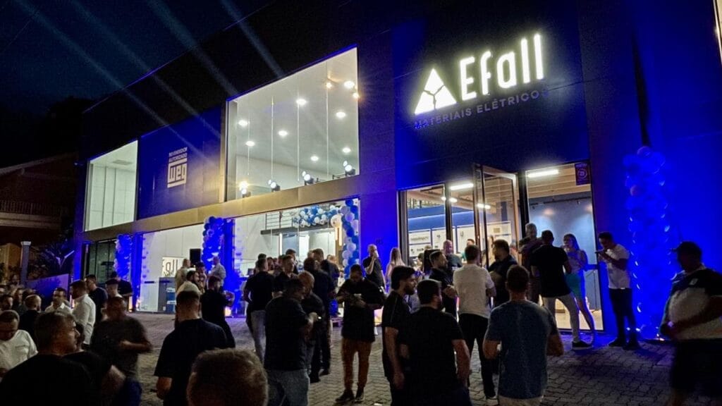 Efall Materiais Elétricos inaugura unidade em Bento Gonçalves.