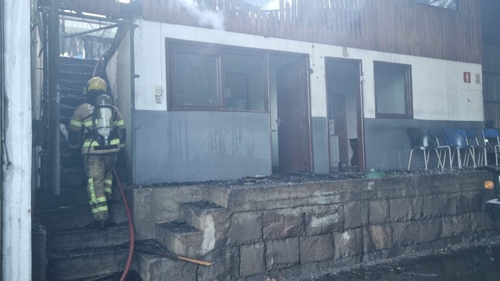 Corpo de Bombeiros controla incêndio em empresa de Bento Gonçalves