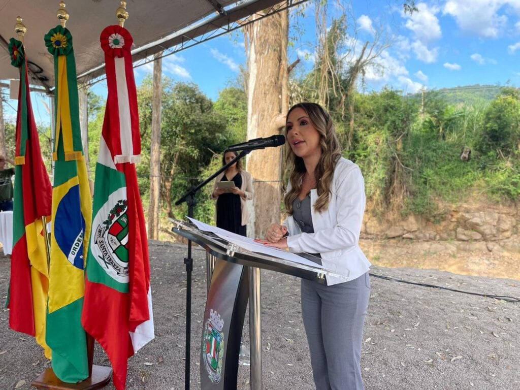 Santa Tereza inaugura nova ponte sobre o Arroio 22.