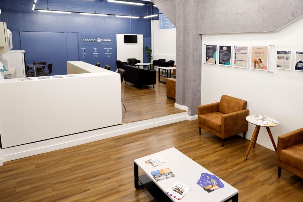 Hospital Tacchini inaugura novo espaço de estar para funcionários.