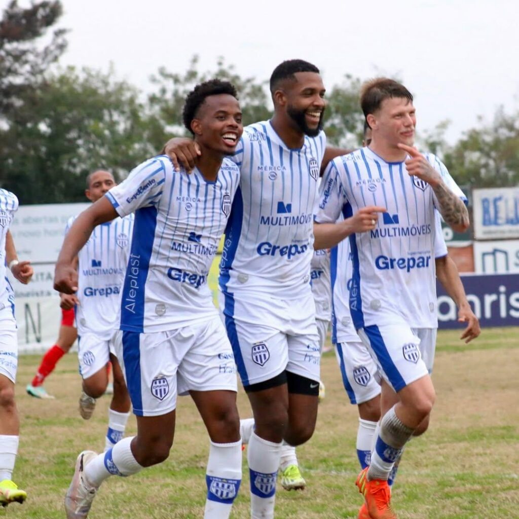 Clube Esportivo ganhou de 2 a 0 do Brasil-FAR em Farroupilha neste sábado.