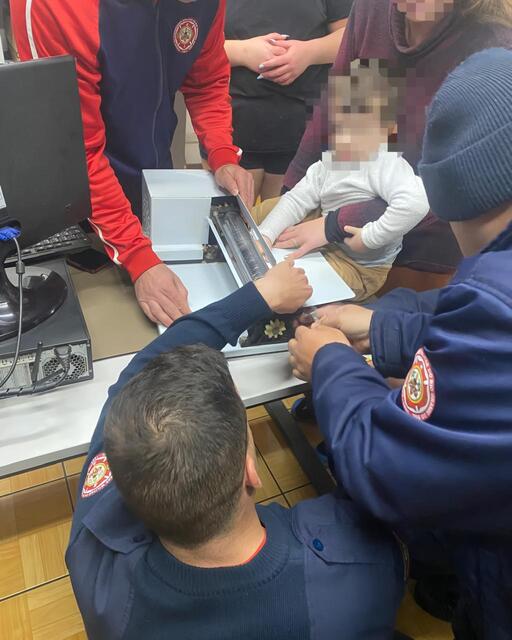 Menino de 2 anos prende o dedo em máquina de fazer massa, em Bento Gonçalves. 
