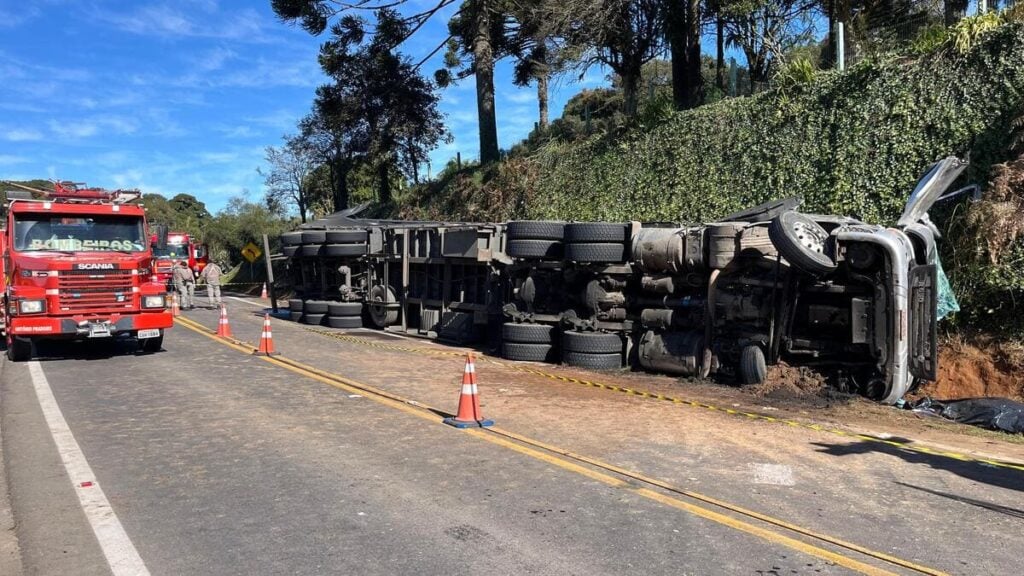 Pai e dois bebês morrem em acidente na Serra Gaúcha