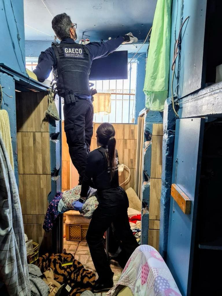 Após prisão de policial no presídio de Caxias, GAECO faz limpa na penitenciária.