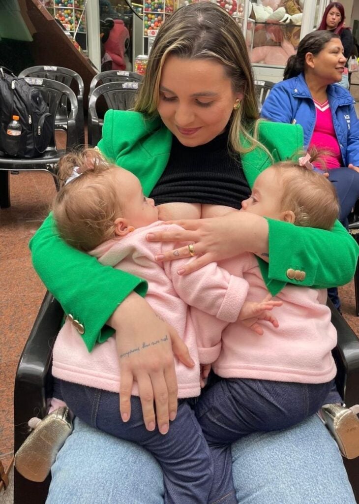 Mãe das gêmeas Bella e Belinda, Brenda Feder Felix é a Madrinha da Amamentação 2025.