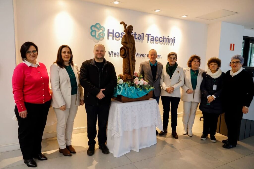 Tacchini Bento Gonçalves recebe imagem de São Roque.
