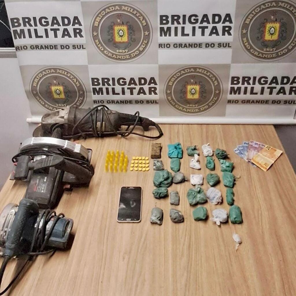Mais um: Brigada prende homem por tráfico de entorpecentes em Bento Gonçalves.