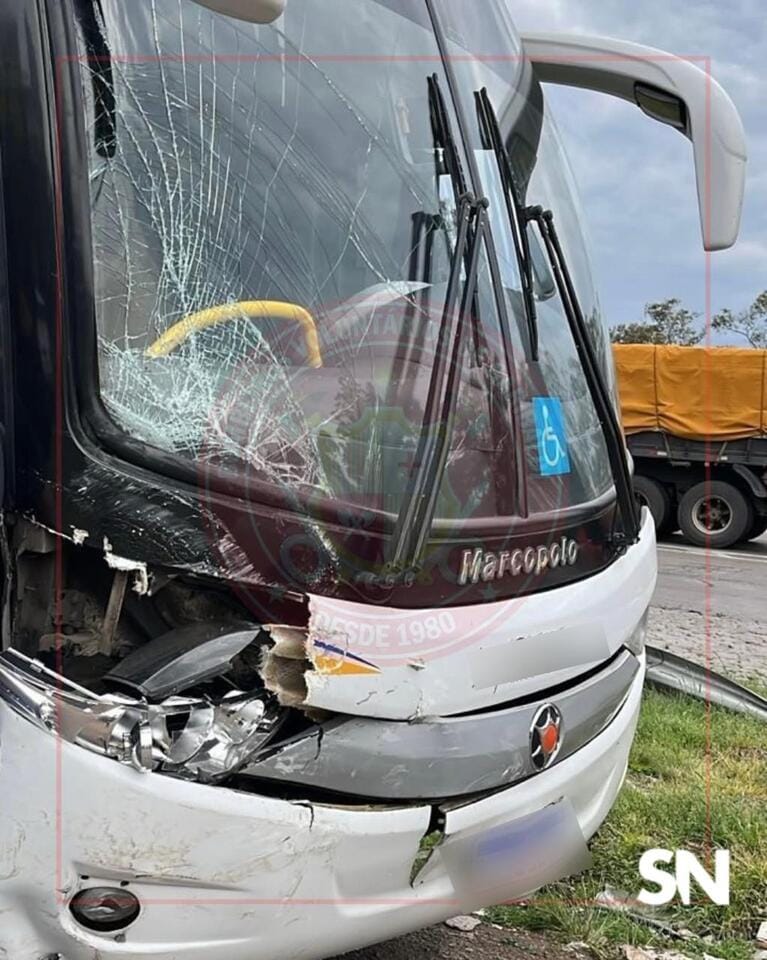 Acidente em frente ao Posto do Avião na BR-470 em Garibaldi.
