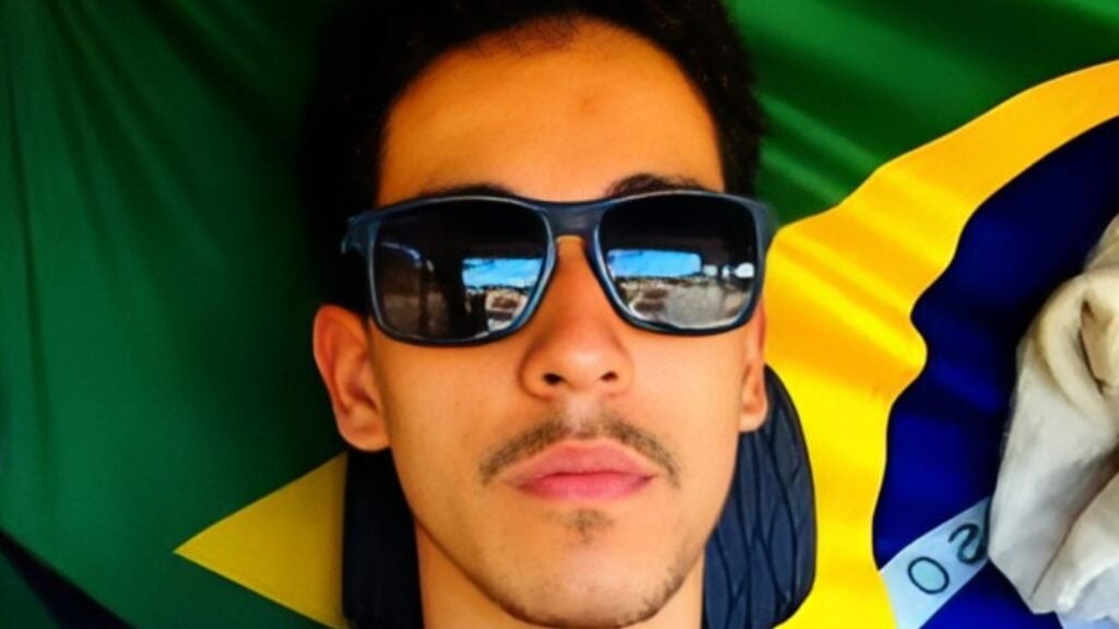Matheus Henrique, de 23 anos, colidiu com carreta que fazia retorno no trevo da empresa Menon na ERS-122 em Caxias do Sul.