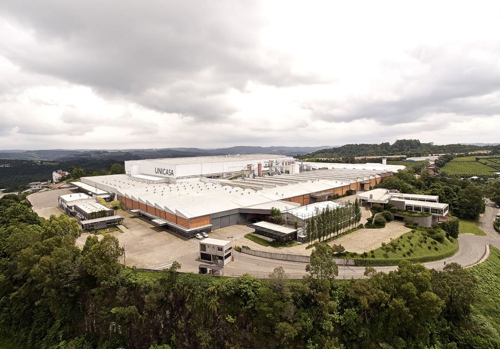 Unicasa completa 40 anos com modernização de parque fabril.