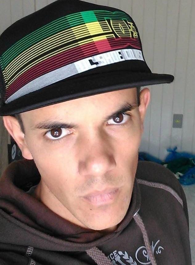 Nélio Mota Silveira, de 31, foi morto a facadas na Praça da Matriz de Farroupilha na noite de terça (2).