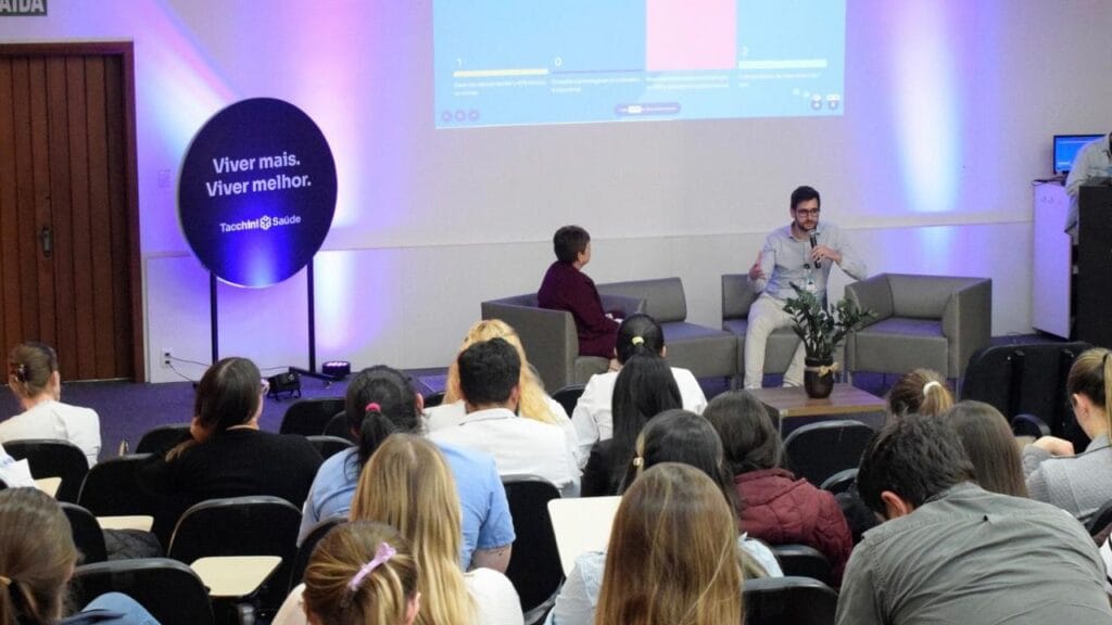 Tacchini promoveu treinamento sobre sepse com 70 profissionais.