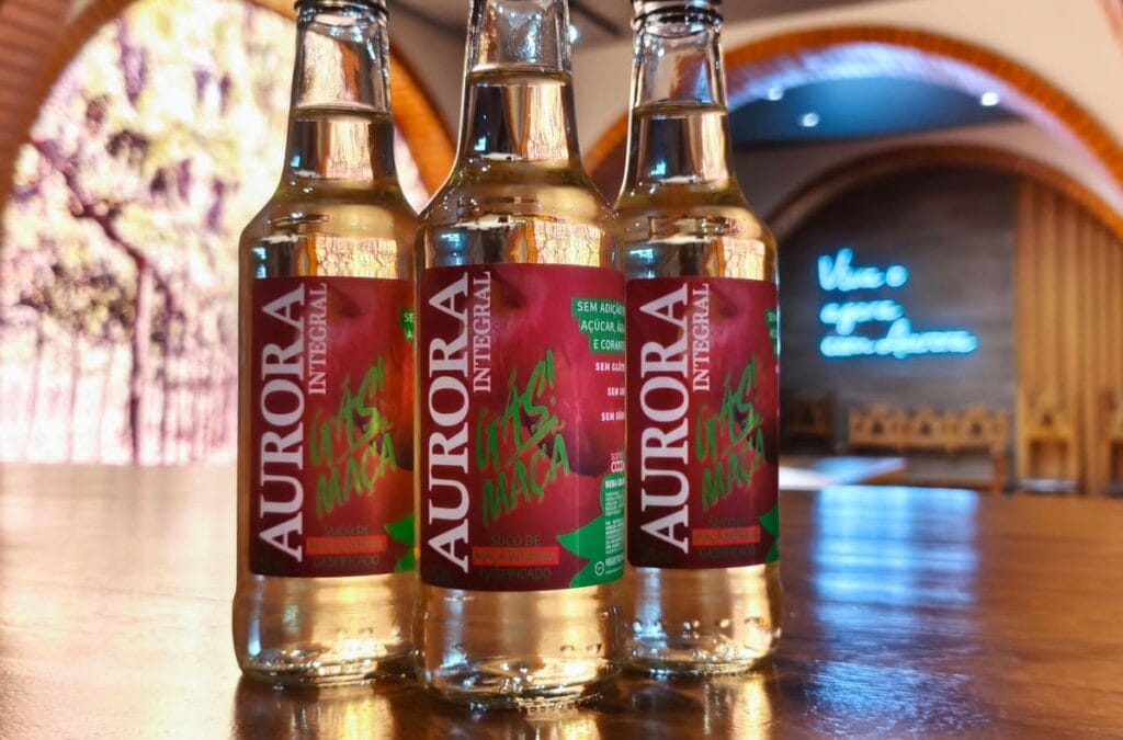 Vinícola Aurora lança suco de maçã gaseificado e novas embalagens de sucos 100% integrais.