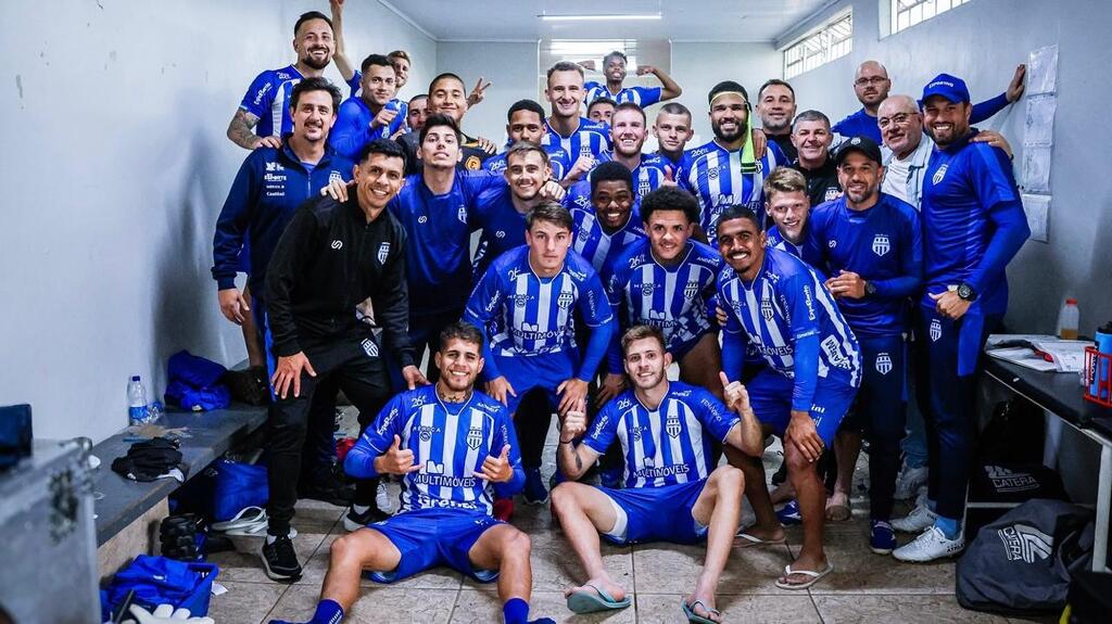Clube Esportivo vence o Inter por 3 a 0.