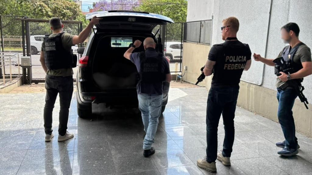 Polícia Federal prende no litoral gaúcho um dos maiores assaltantes de banco do país.