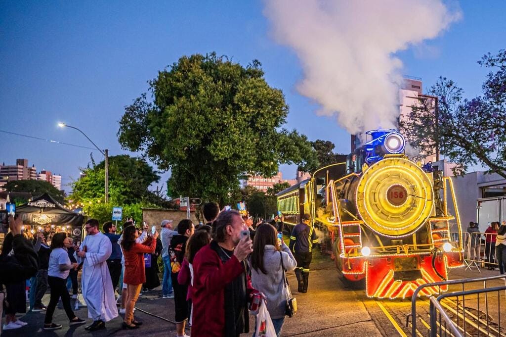 Maria Fumaça no Degusta Cidade Alta em Bento Gonçalves.