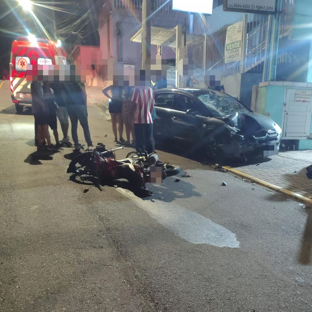 Acidente de trânsito no bairro Ouro Verde, em Bento Gonçalves.