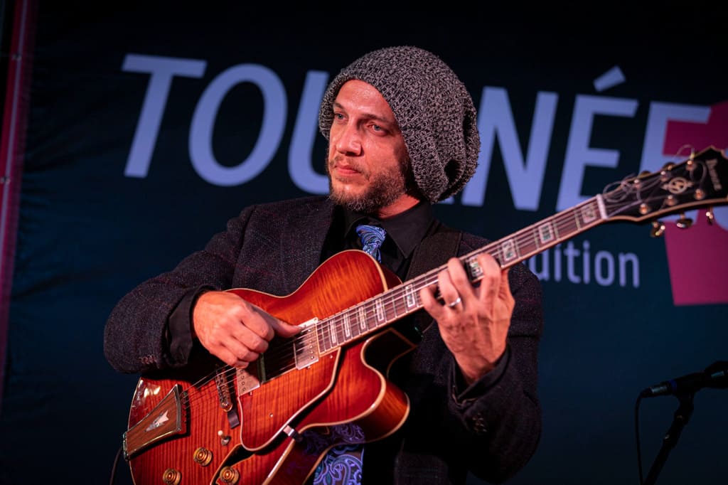 Felipe Coelho sobe ao palco no domingo, 7 de dezembro, às 19h.