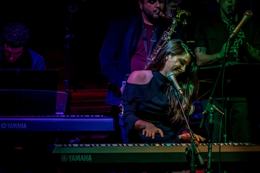 Mari Kerber Trio se apresenta no domingo, 7 de dezembro. Foto: Daniel Vidaletti