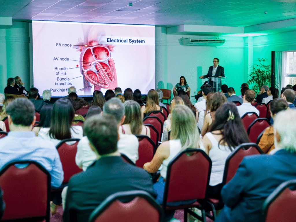 Mais de 200 profissionais participam de eventos de cardiologia em Bento Gonçalves.