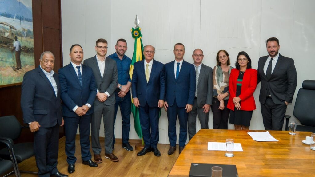 Presidente do CIC-BG, Daniel Panizzi, encontra vice-presidente da República Geraldo Alckmin em Brasília.
