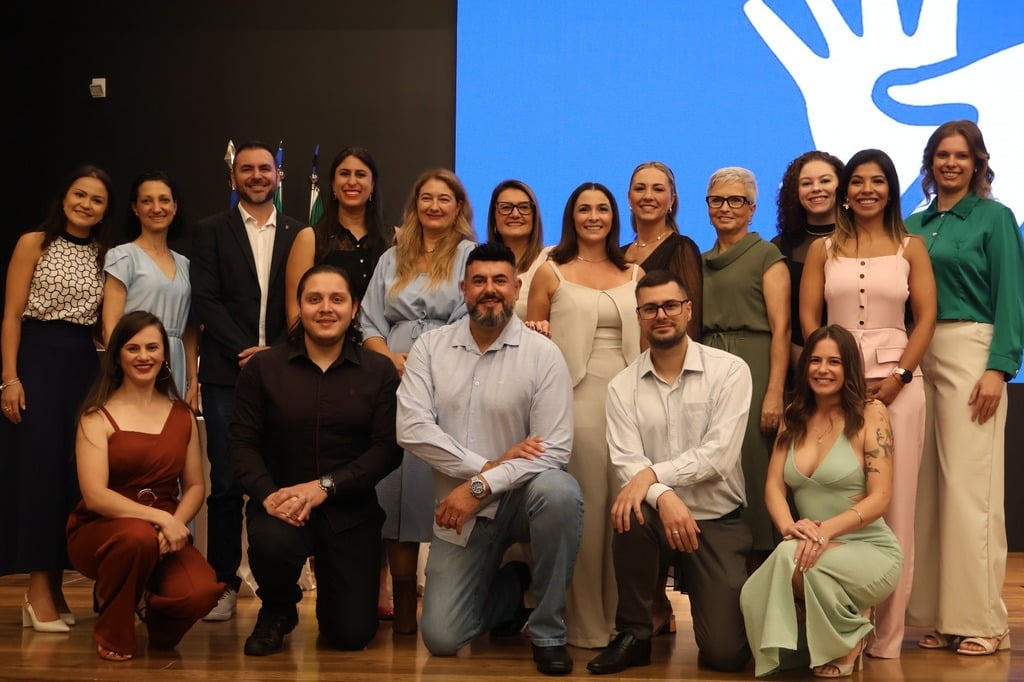 UCS Bento forma colaboradores da Tramontina em curso de Libras.