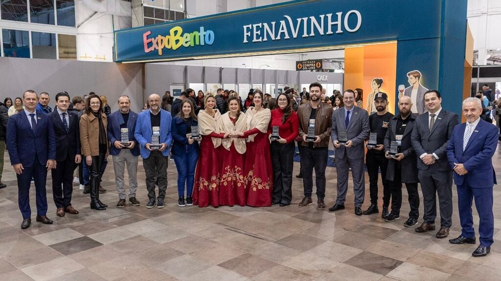 Prêmio Expositor reconhece destaques da ExpoBento e da Fenavinho