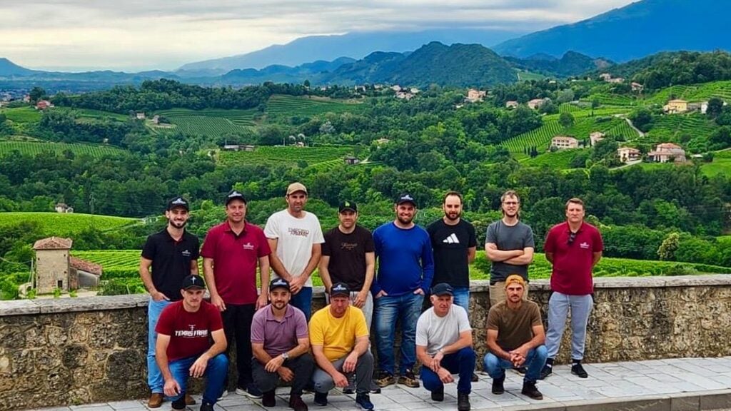 Missão técnica da Vinícola Garibaldi leva cooperados à Itália.