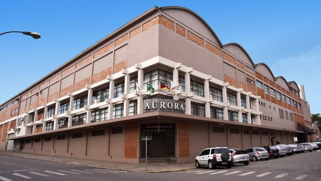 Feirão de empregos da Vinícola Aurora em Bento Gonçalves.
