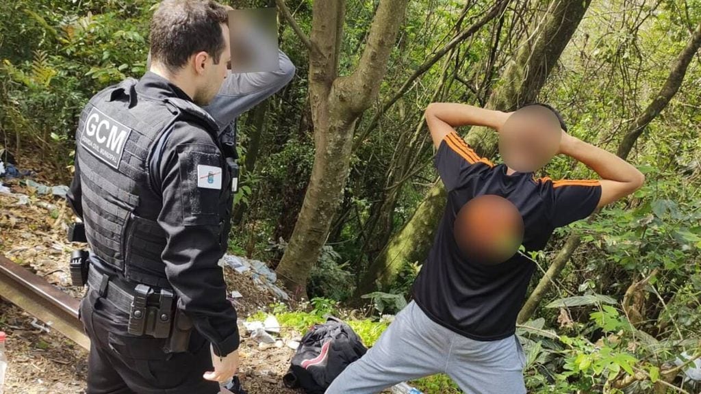 GCM prende homem após furto a supermercado em Bento Gonçalves.