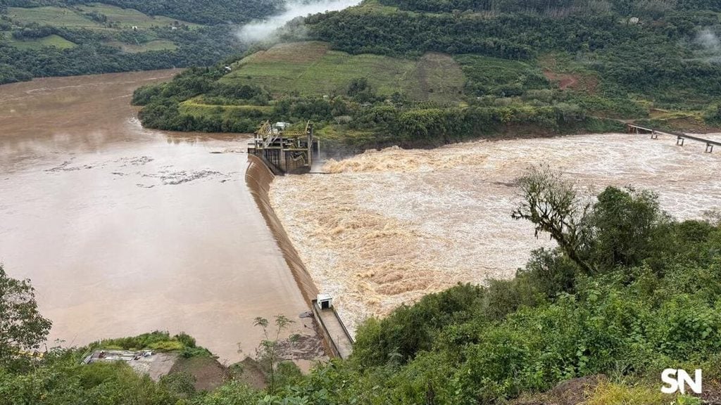 Ponte da Usina 14 de Julho é de uso interno e segue fechada para trânsito.