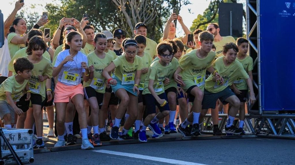 Sparkling Night Run: Olha a cara dessa gurizada: “sangue nos olhos”.