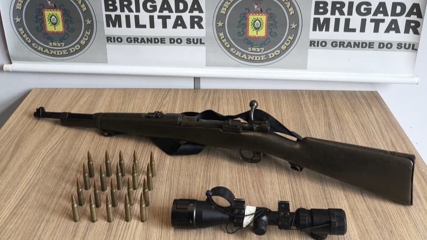 Brigada Militar prende homem com fuzil em Pinto Bandeira