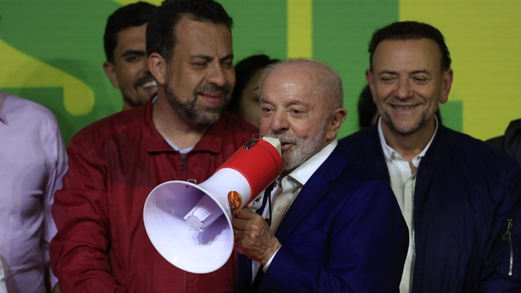 Lula teve 2,2 milhões de votos a menos que Flávio Bolsonaro no primeiro turno