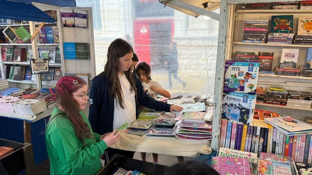 Feira do Livro de Bento Gonçalves tem lançamento de livros.