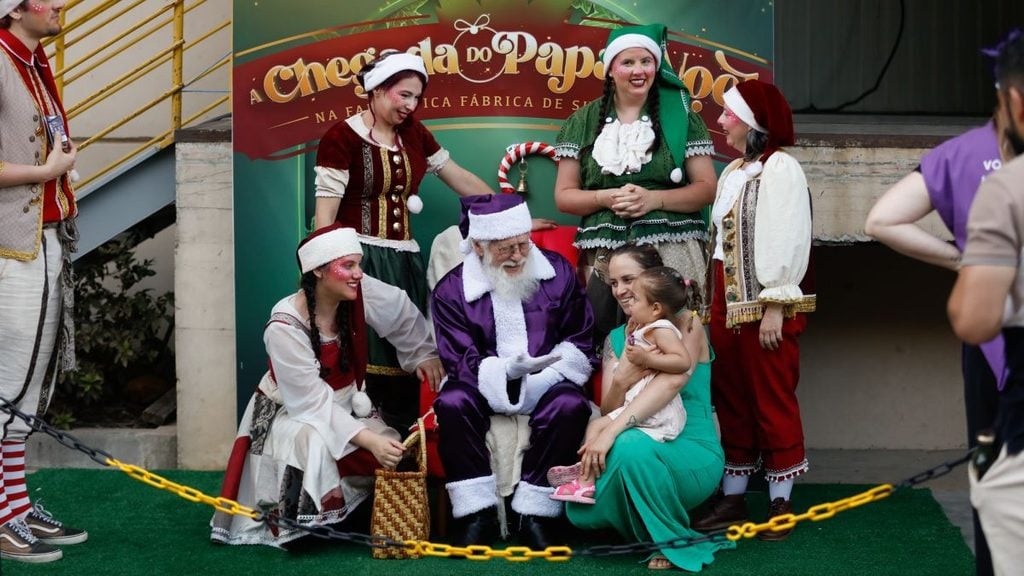 Programação da chegada do Papai Noel na Aurora.