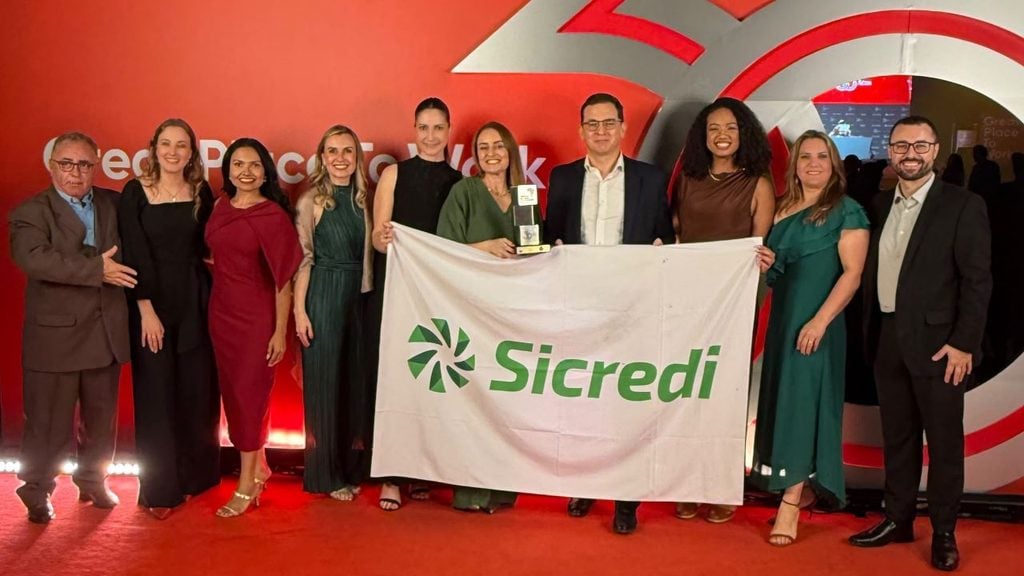 Sicredi é a melhor empresa para trabalhar no Brasil pelo terceiro ano consecutivo.